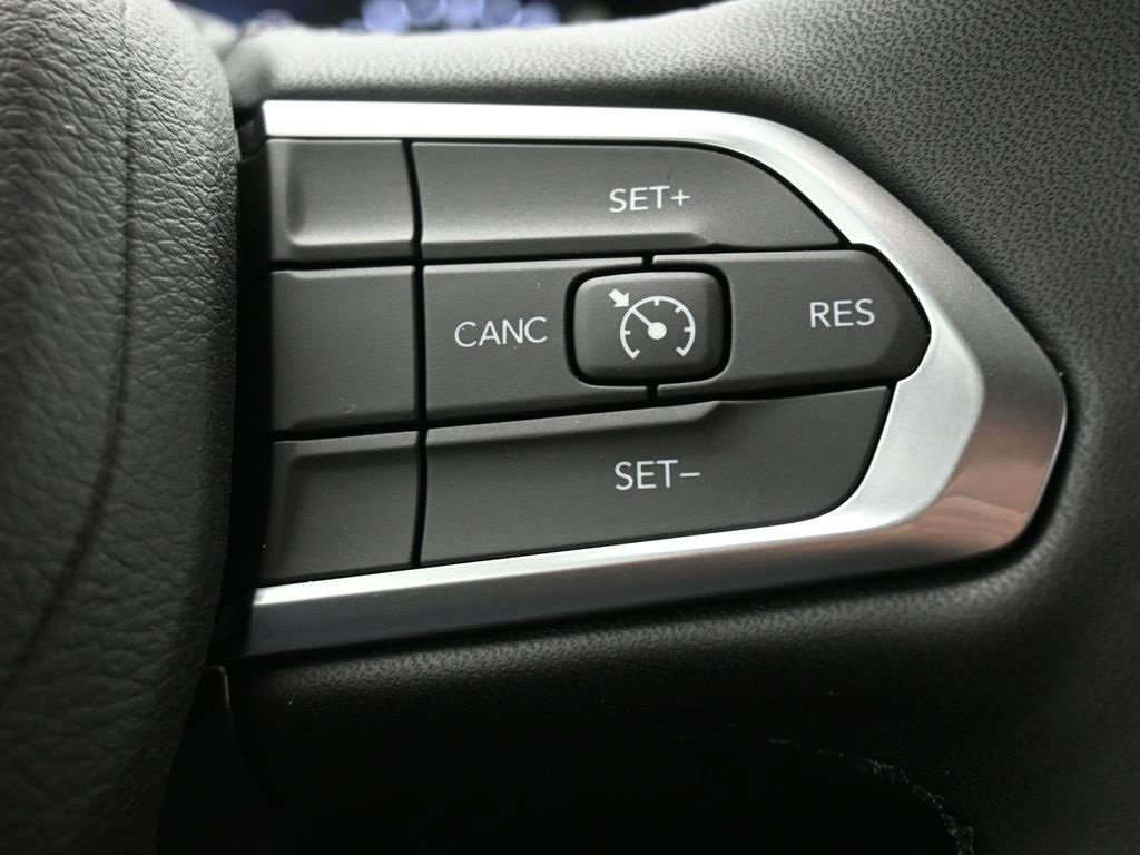 New 2026 Jeep Compass Latitude image 21