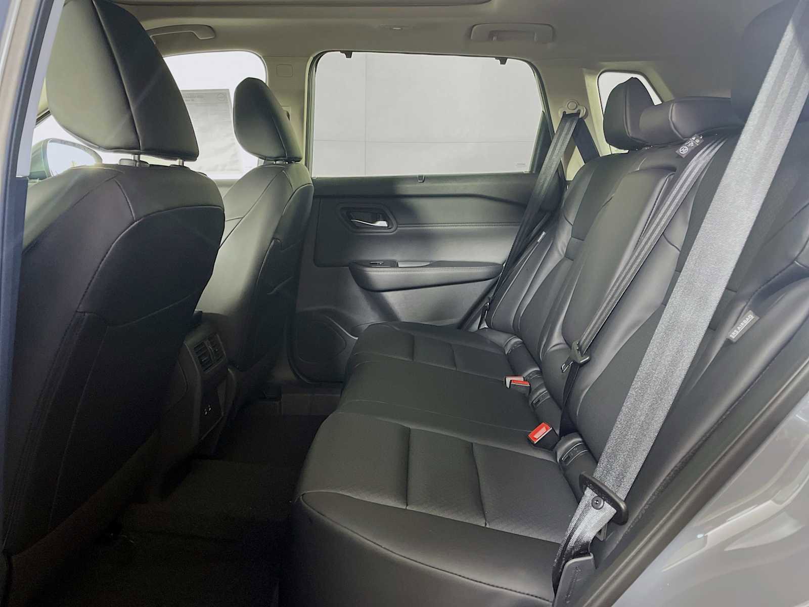 New 2026 Nissan Rogue SV w/ SV Premium Package image 5