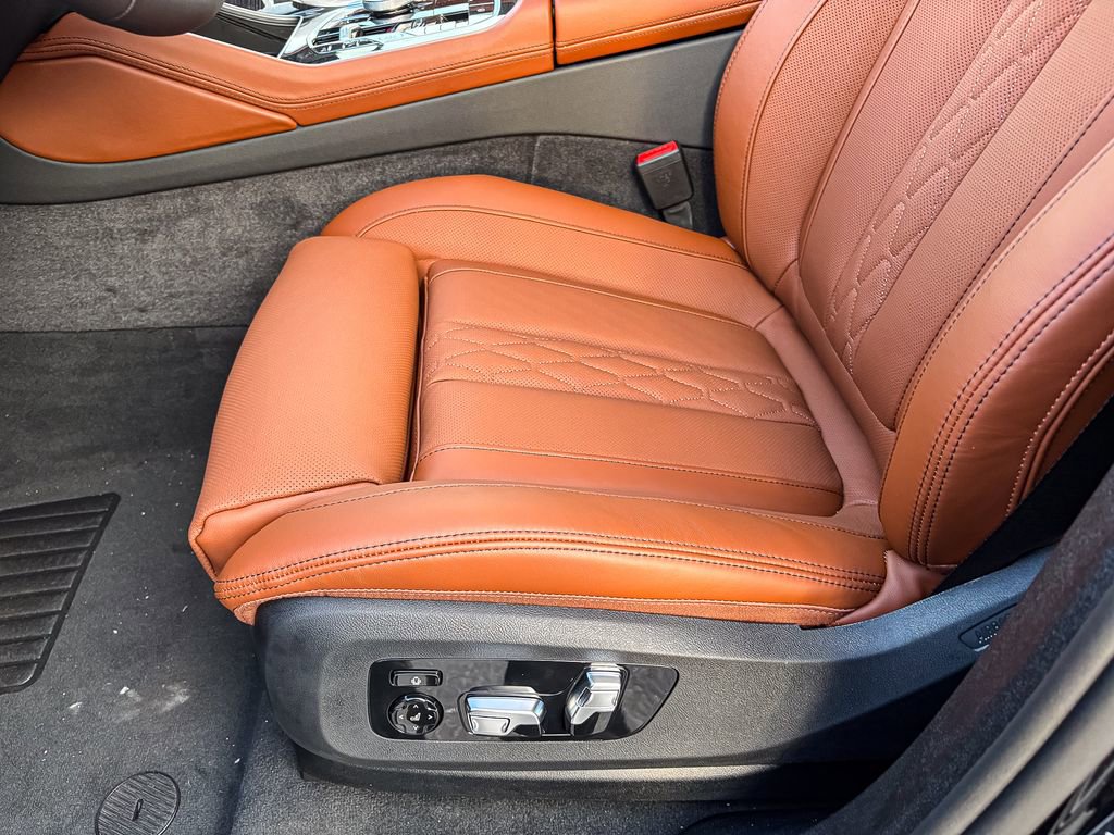 New 2026 BMW X6 xDrive40i image 15