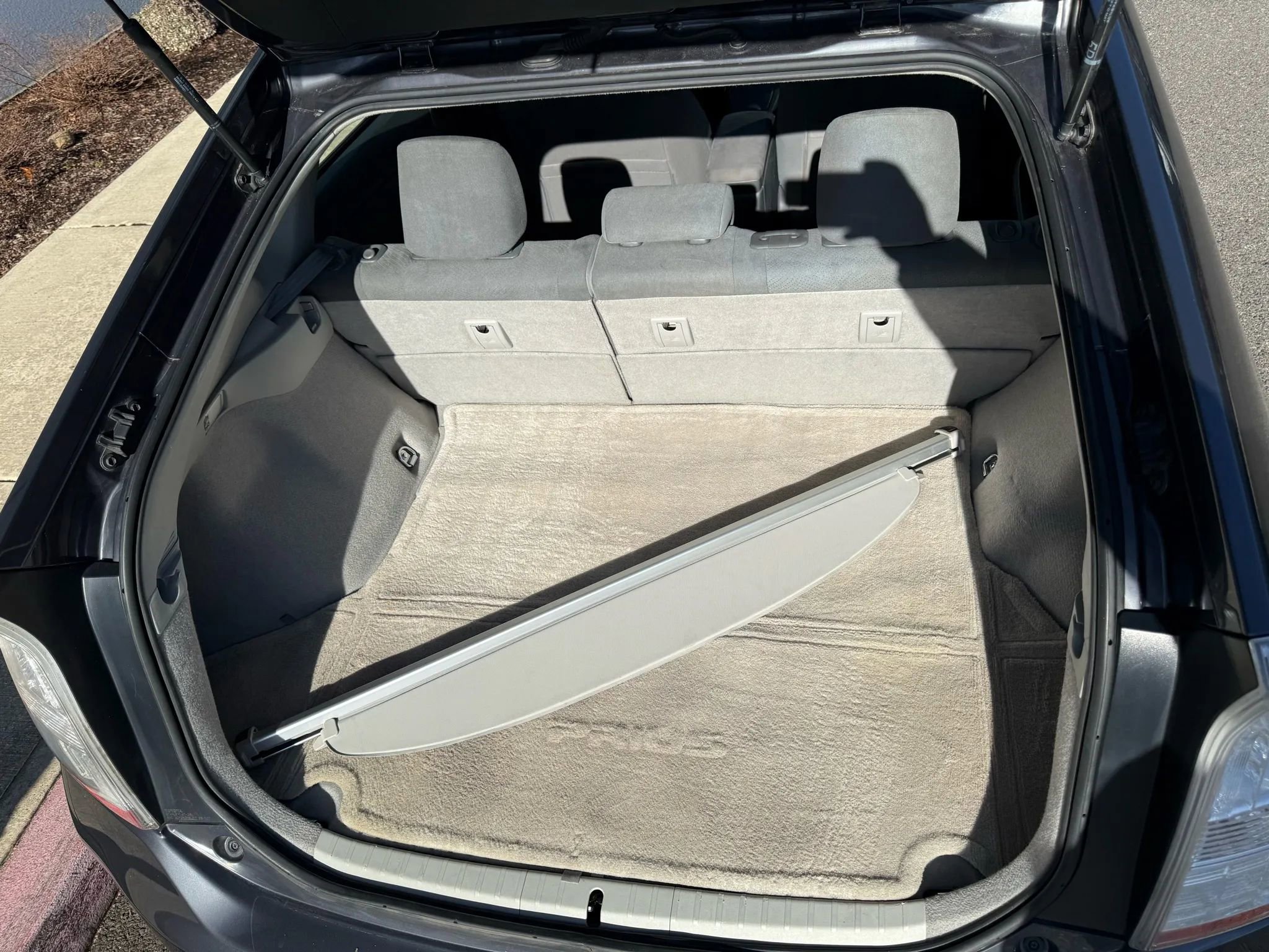 Used 2011 Toyota Prius Three w/ Navigation Pkg image 22