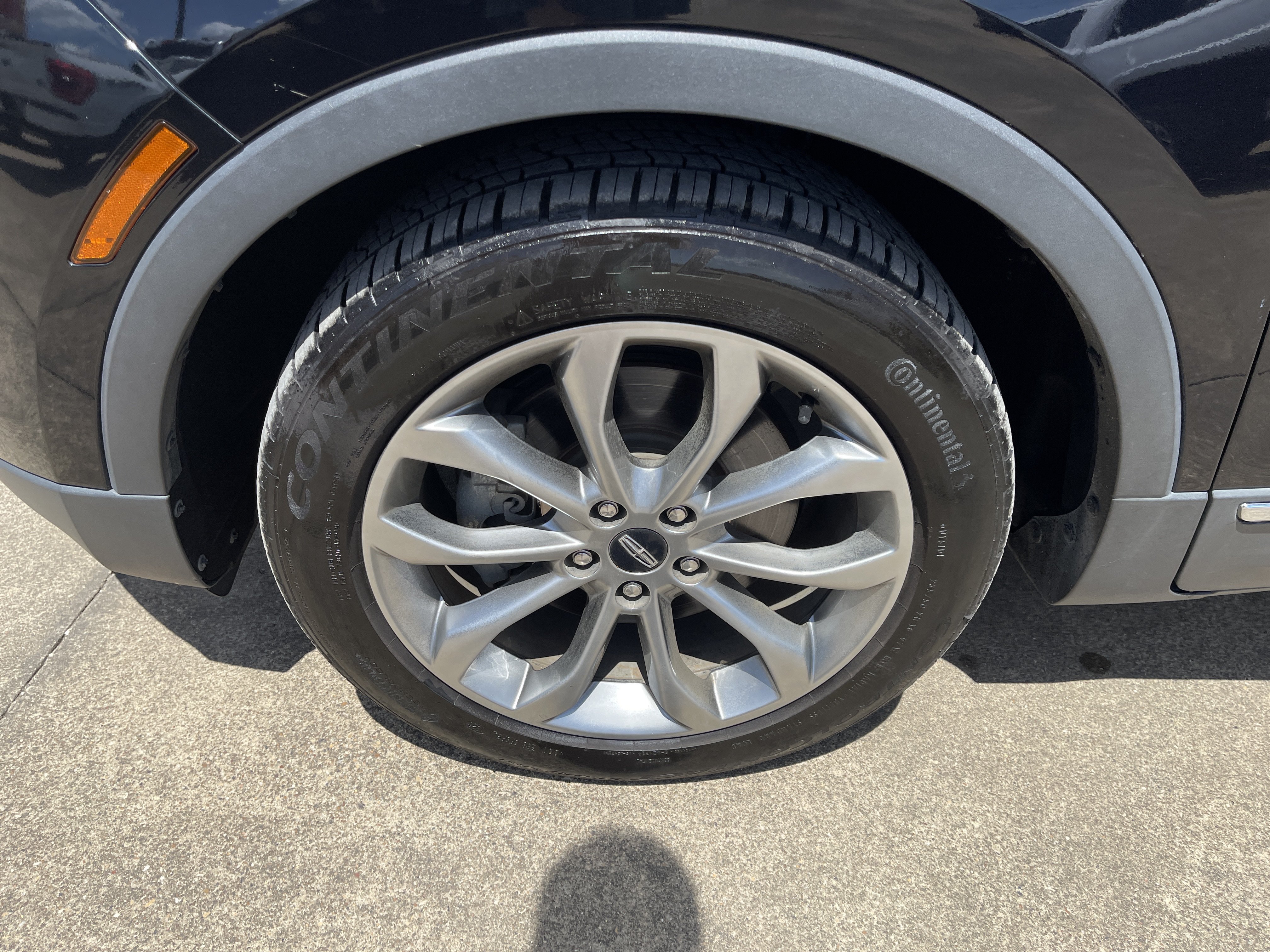 Used 2019 Lincoln MKC Select w/ Select Plus Package FWD image 11