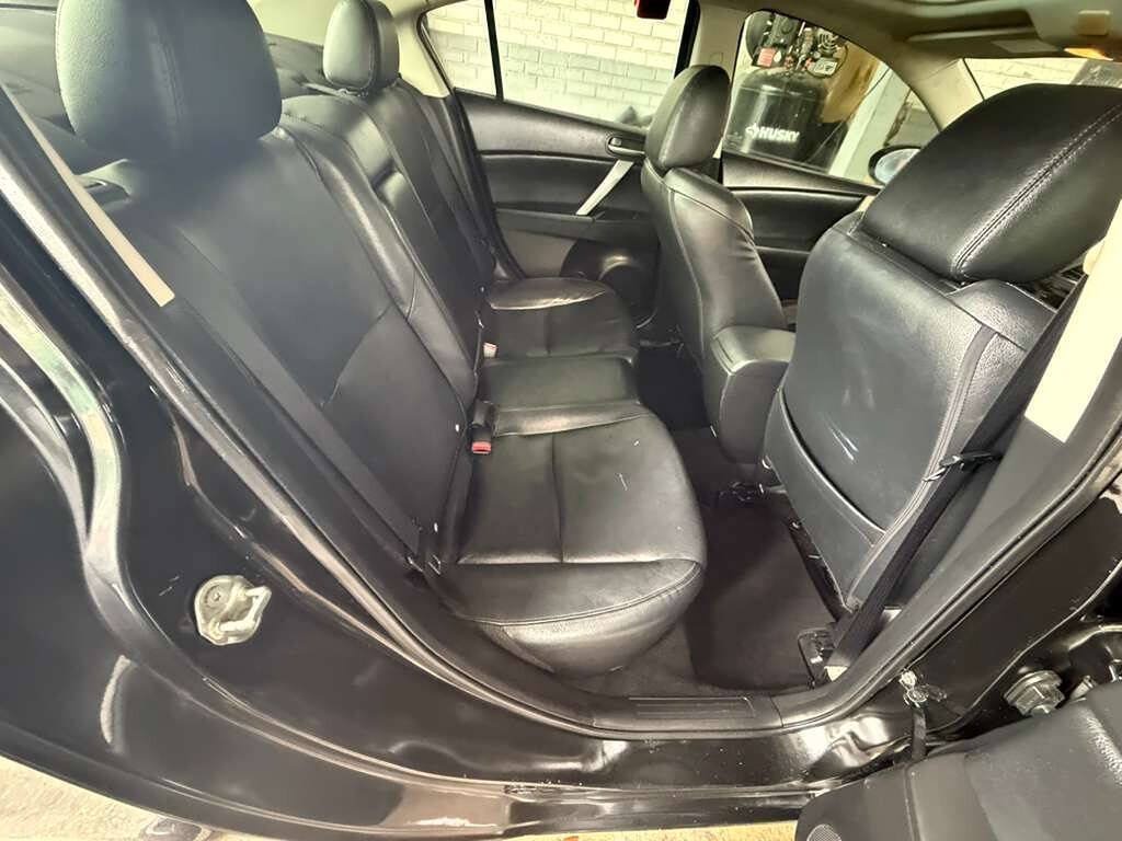Used 2013 MAZDA MAZDA3 i Grand Touring FWD image 12