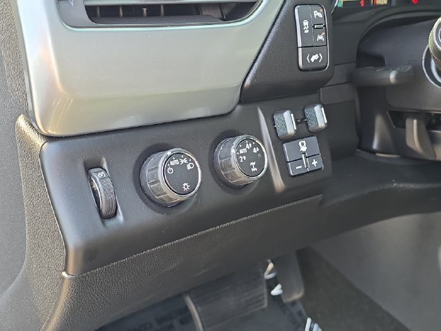 Used 2016 Chevrolet Tahoe LT AWD/4WD image 13