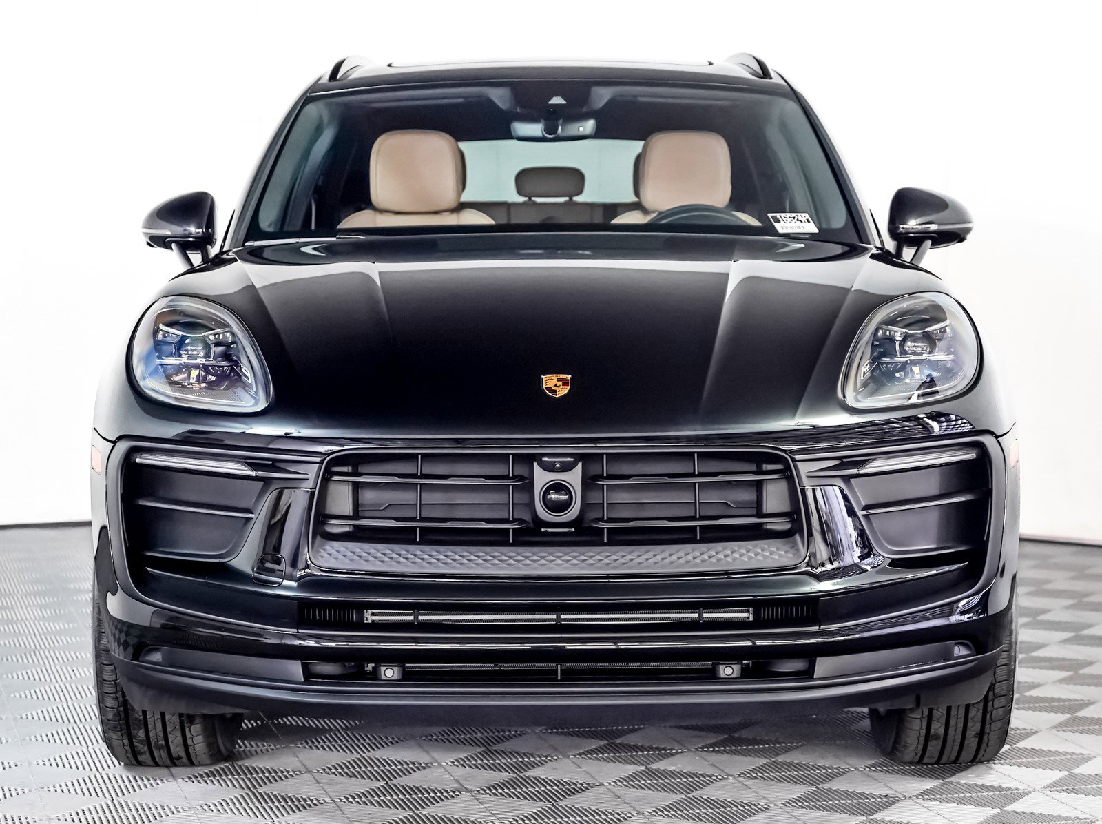 New 2026 Porsche Macan image 7