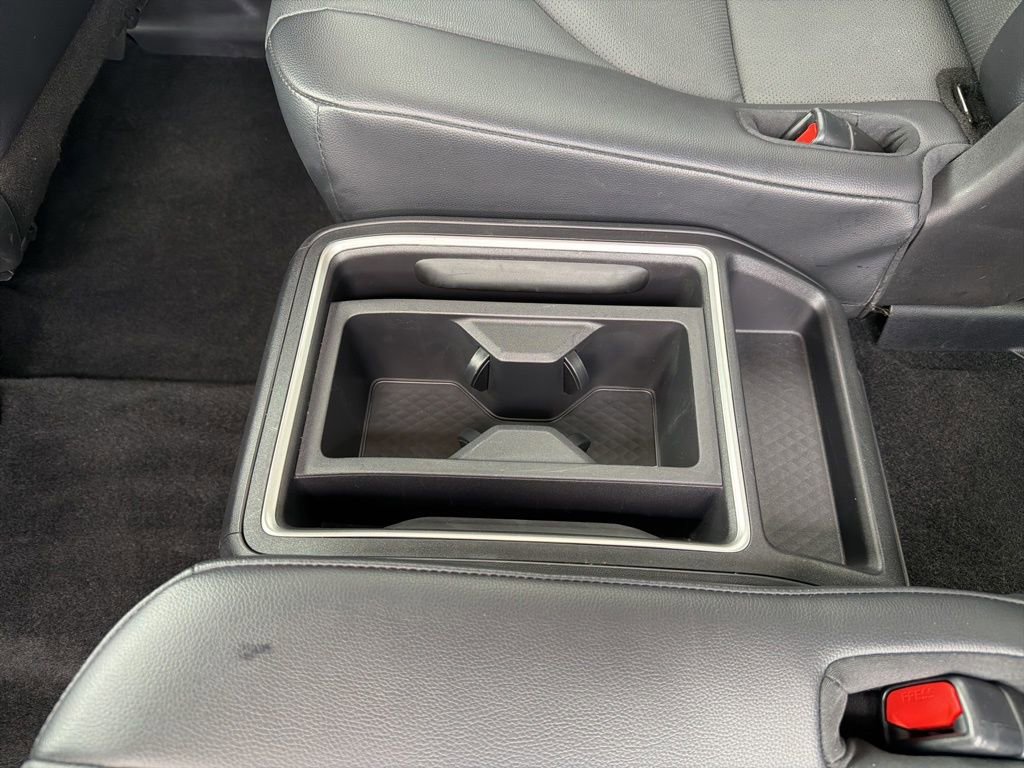 Used 2025 Toyota Grand Highlander AWD image 30