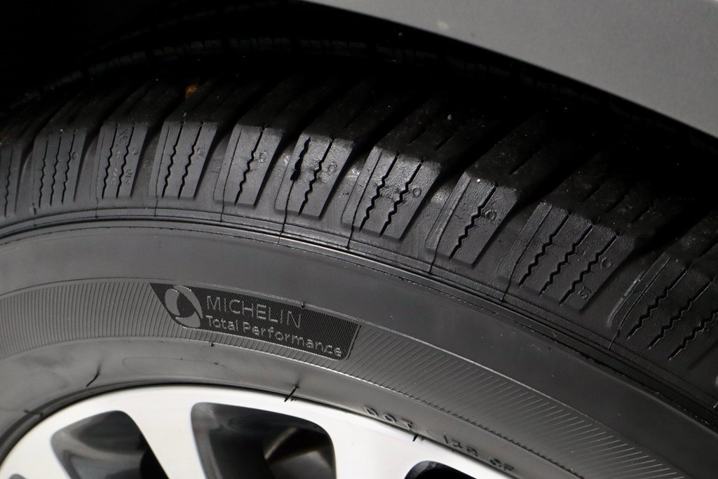 Used 2021 Lincoln Aviator Reserve w/ Elements Package Plus image 22