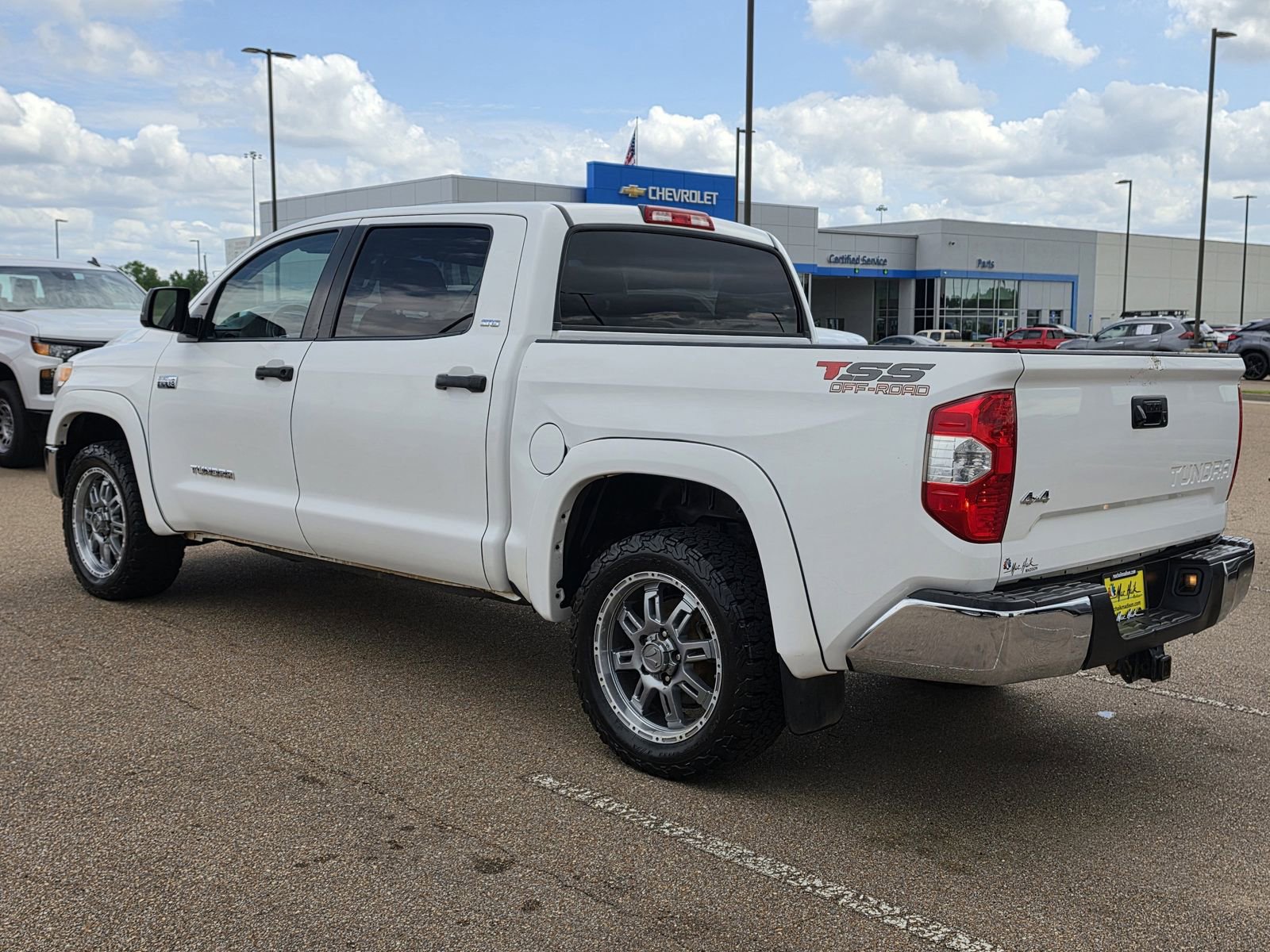 Used 2017 Toyota Tundra SR5 image 7