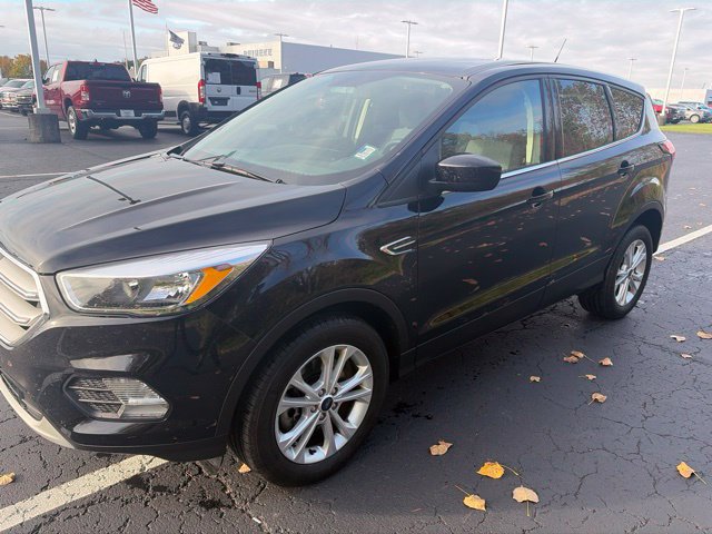 Used 2019 Ford Escape SE AWD/4WD image 3