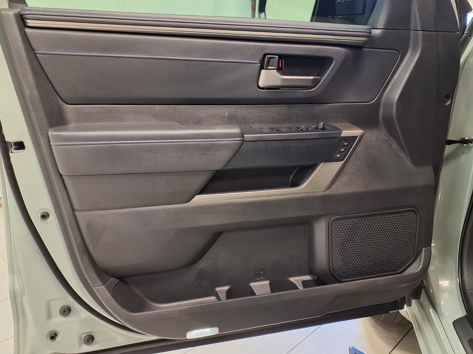 Used 2026 Toyota Tundra Platinum AWD/4WD image 28