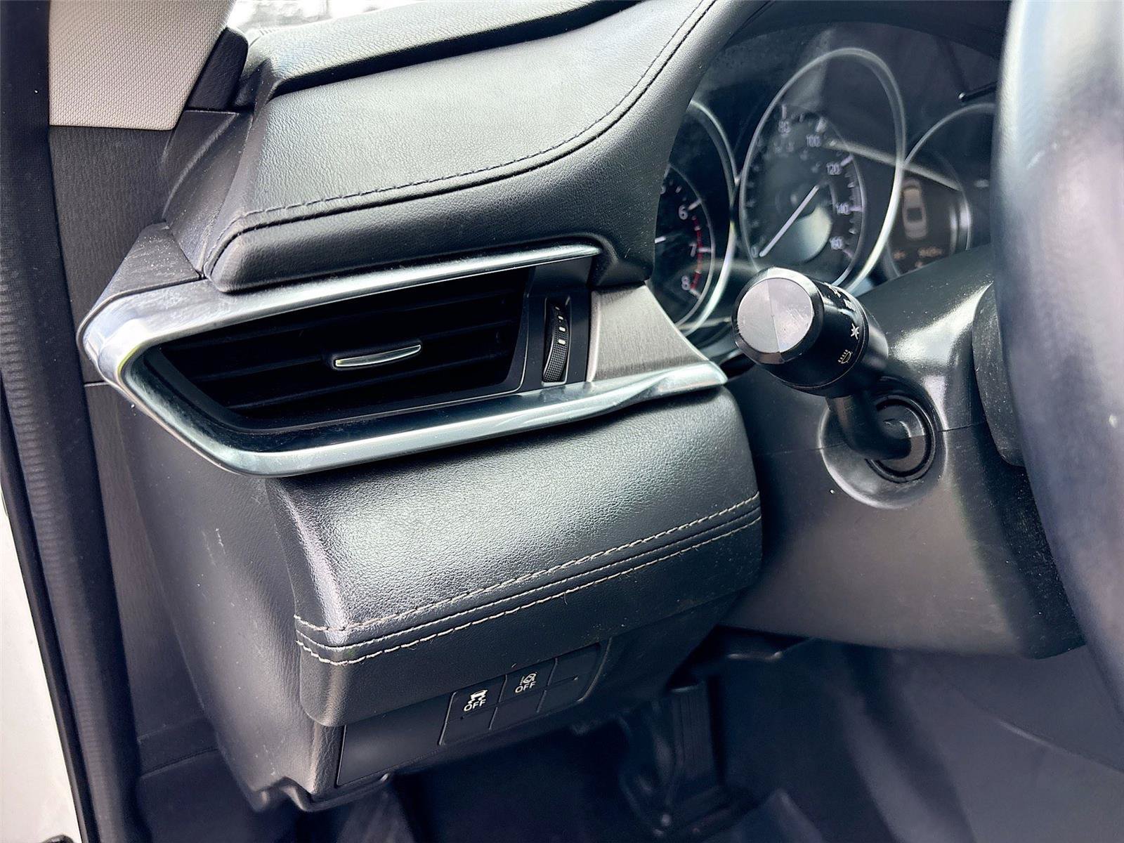Used 2018 MAZDA MAZDA6 Touring FWD image 10