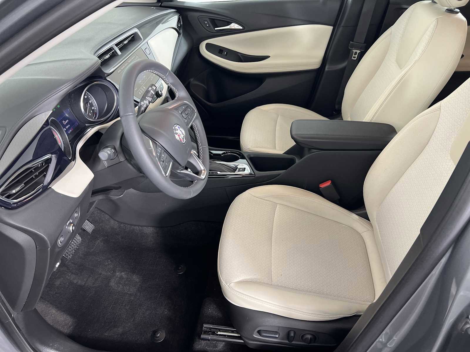 Used 2023 Buick Encore GX Preferred w/ Cold Weather Comfort Package image 8