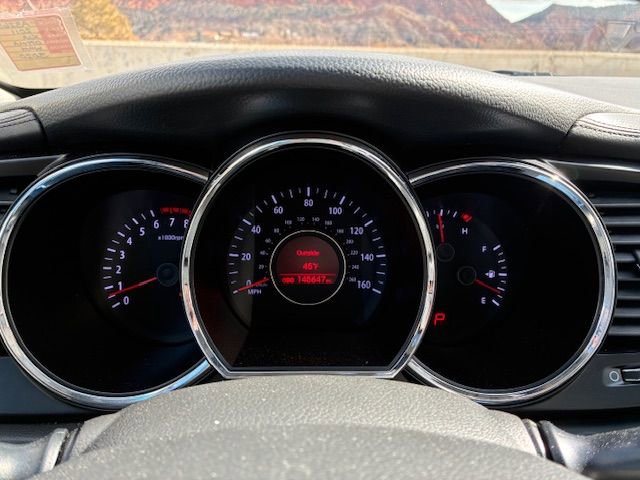 Used 2011 Kia Optima EX w/ Premium Pkg image 12