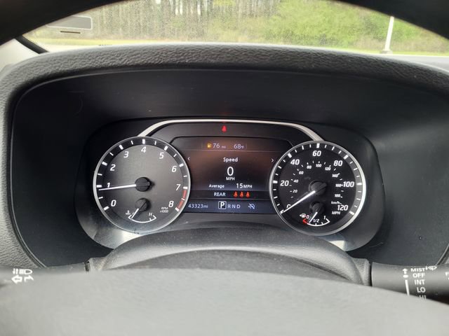 Used 2024 Nissan Frontier SV image 21