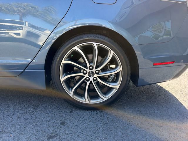 Used 2018 Lincoln MKZ Reserve w/ Technology Package FWD image 31