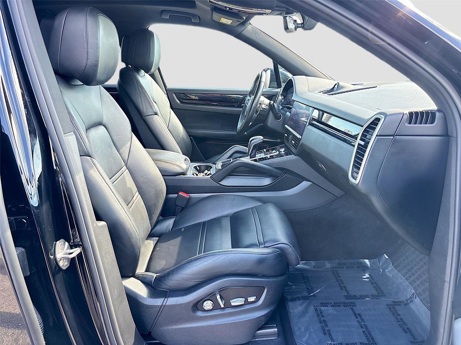 Used 2019 Porsche Cayenne AWD/4WD image 29