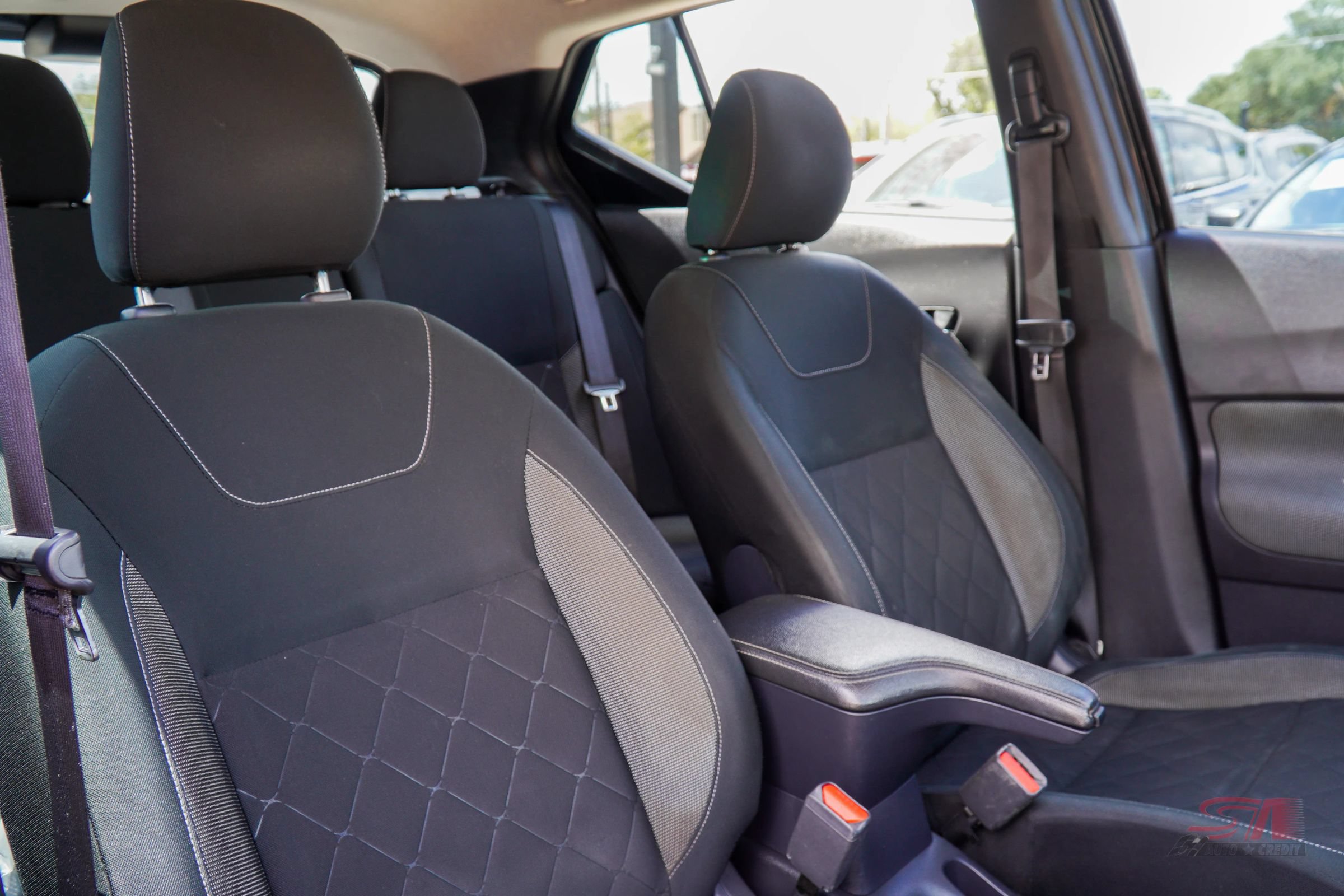 Used 2020 Nissan Kicks SV FWD image 18