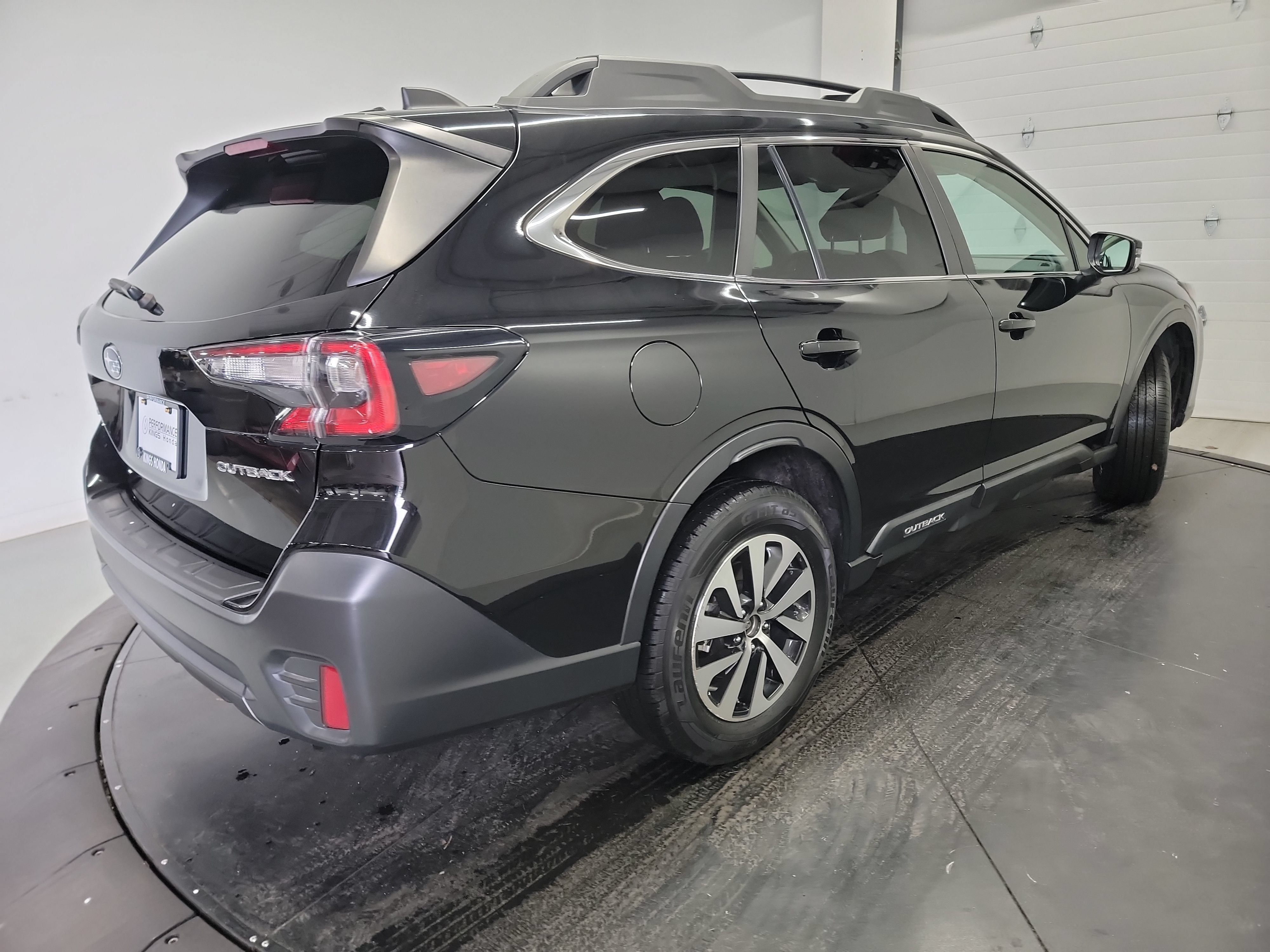 Used 2021 Subaru Outback Premium AWD/4WD image 9