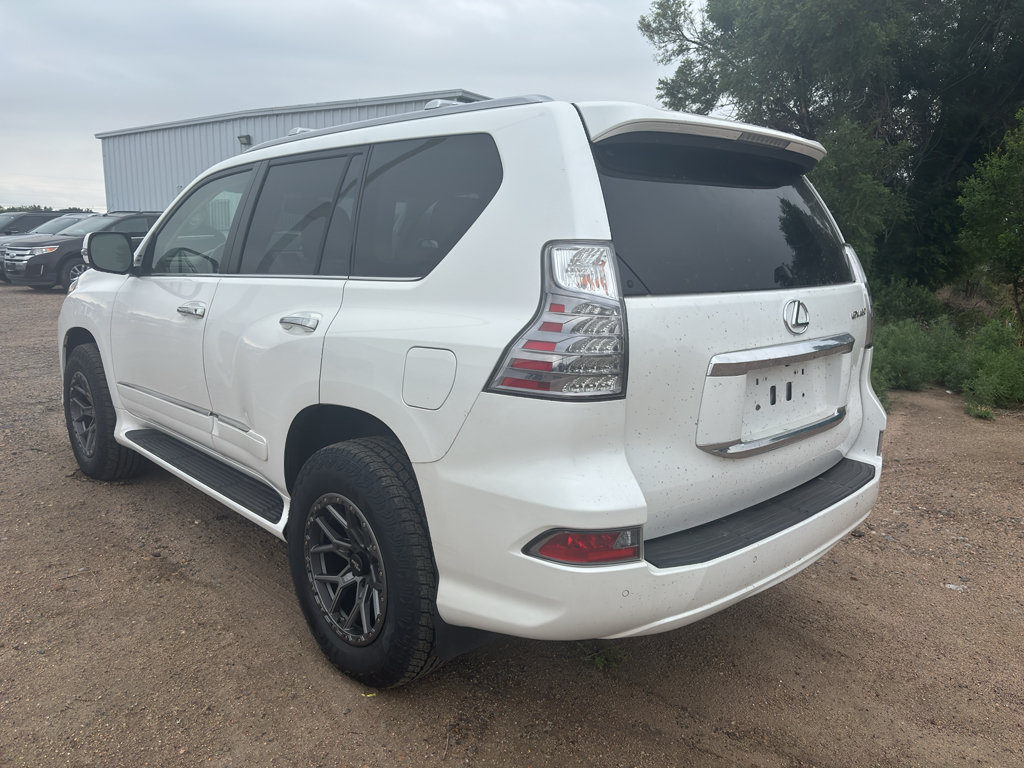 Used 2016 Lexus GX 460 w/ Premium Package AWD/4WD image 5