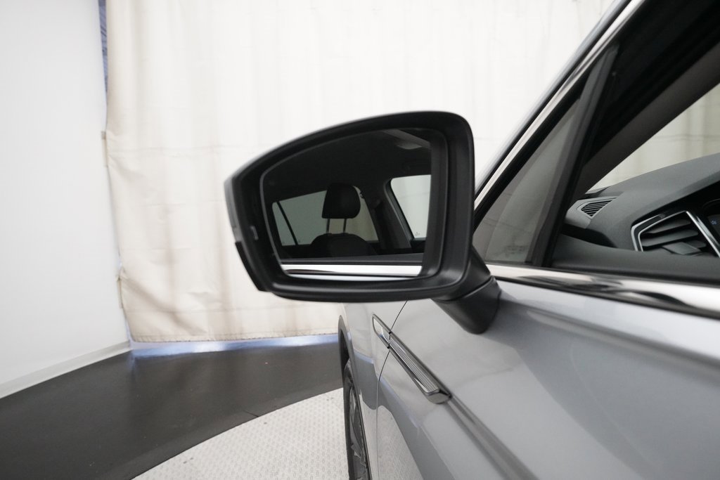 Used 2024 Volkswagen Tiguan SE image 26