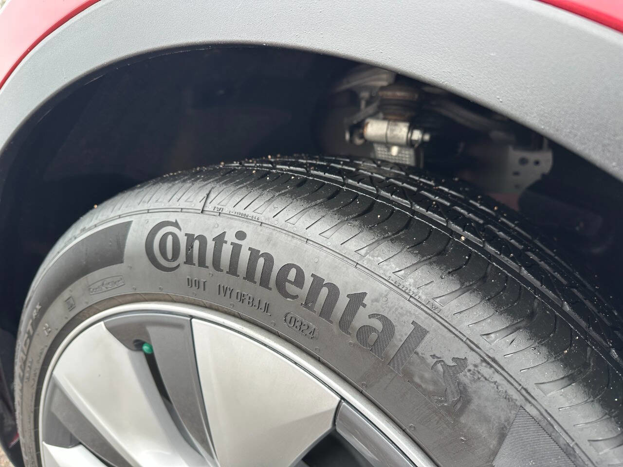 Used 2024 Tesla Model Y Long Range image 26