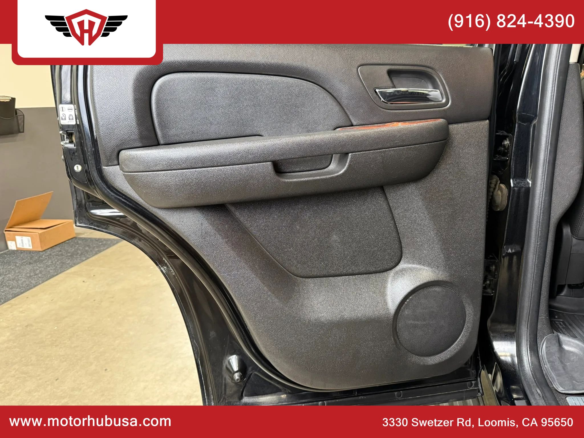 Used 2008 Chevrolet Tahoe LTZ w/ LTZ Preferred Equipment Group AWD/4WD image 45