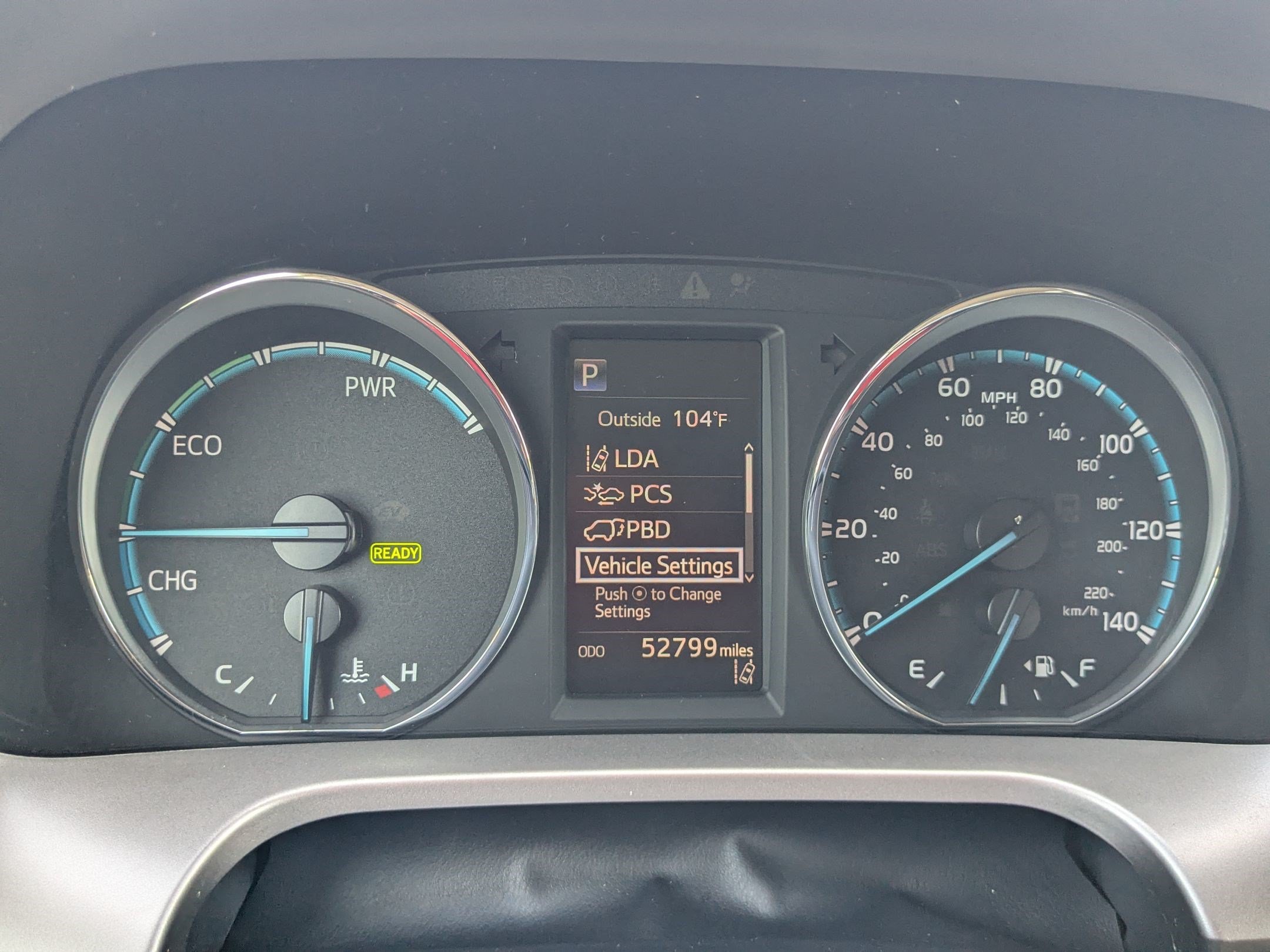 Used 2018 Toyota RAV4 XLE AWD/4WD image 17