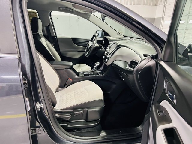 Used 2022 Chevrolet Equinox LT image 32