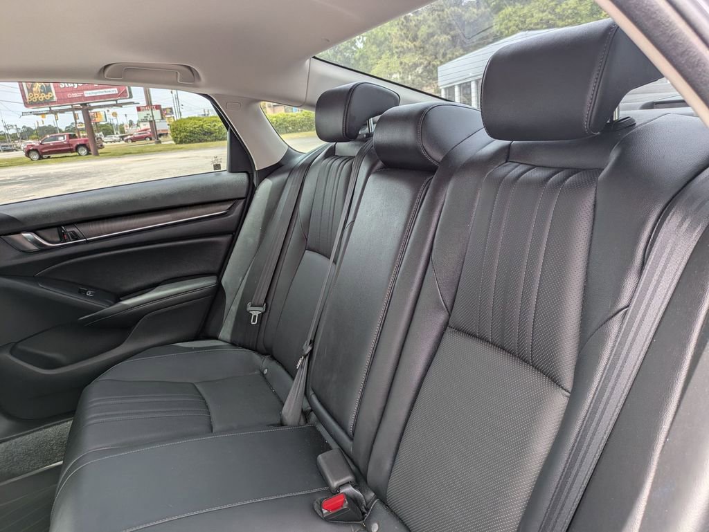 Used 2022 Honda Accord EX-L image 31