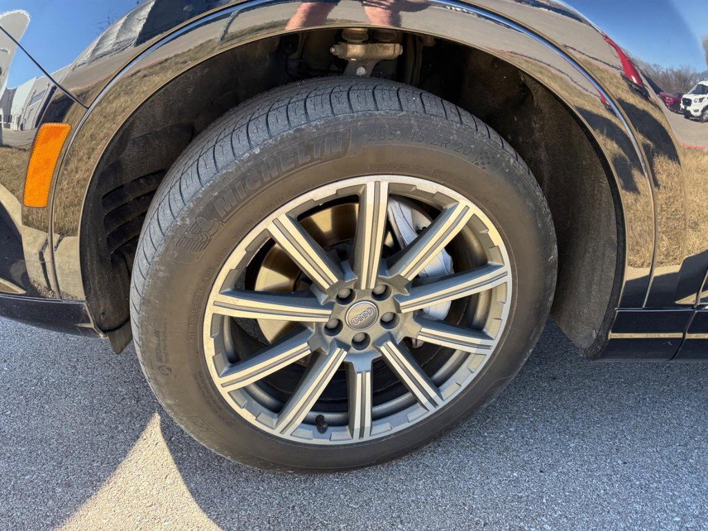 Used 2018 Audi Q7 3.0T Premium image 2