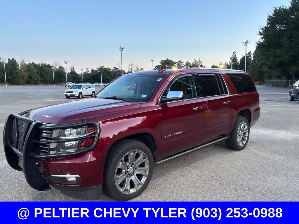 Used 2019 Chevrolet Suburban Premier AWD/4WD image 3