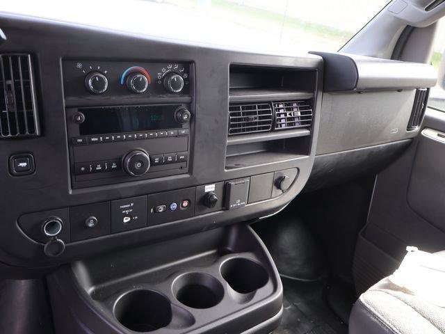 New 2025 GMC Savana 3500 w/ Power Convenience Package RWD image 18