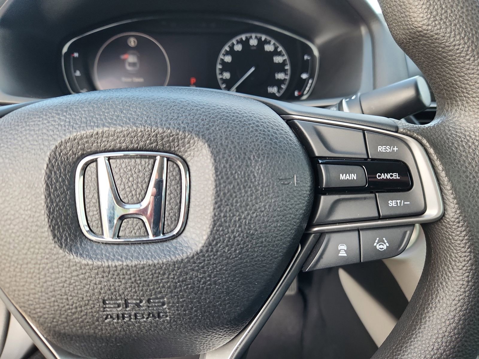 Used 2018 Honda Accord EX image 21