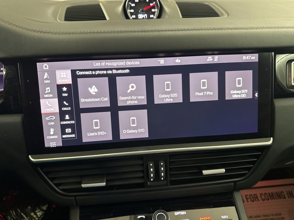 Used 2021 Porsche Cayenne Turbo image 22