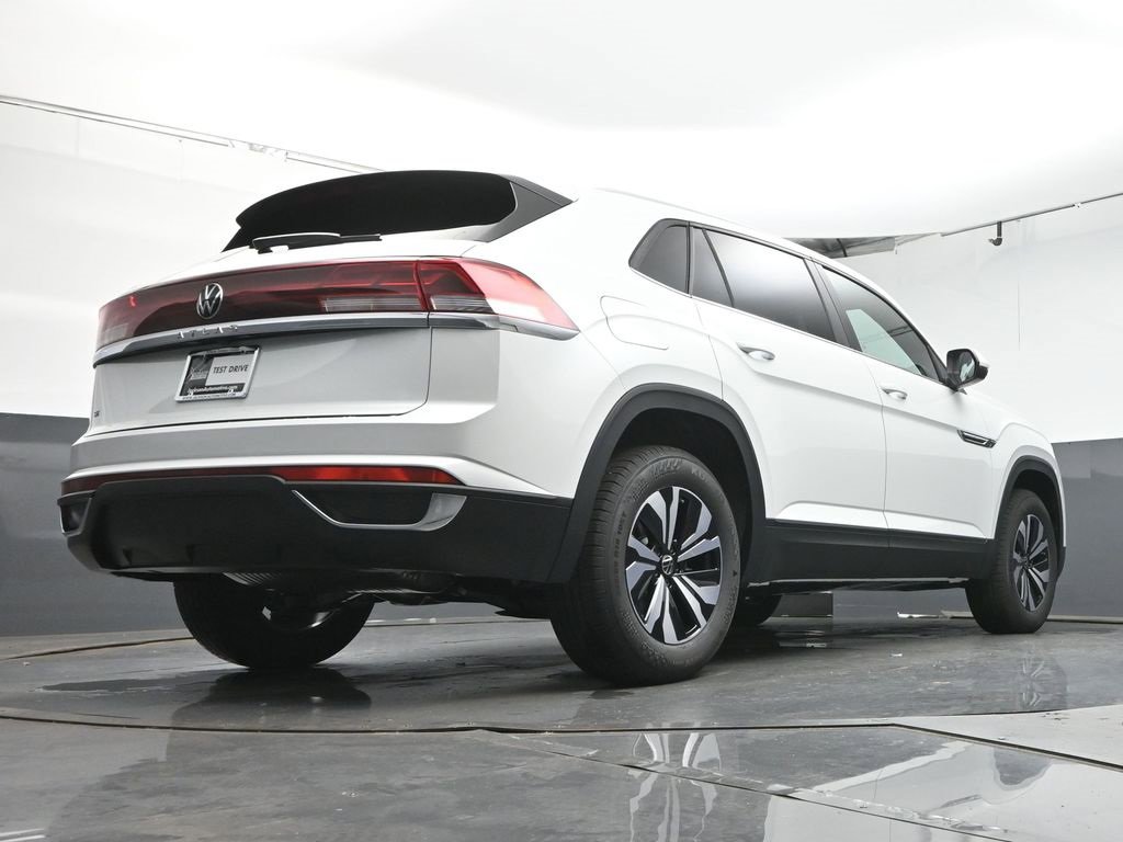 New 2026 Volkswagen Atlas Cross Sport SE image 39