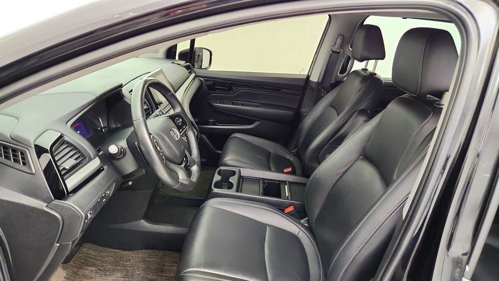 Used 2023 Honda Odyssey Touring image 20