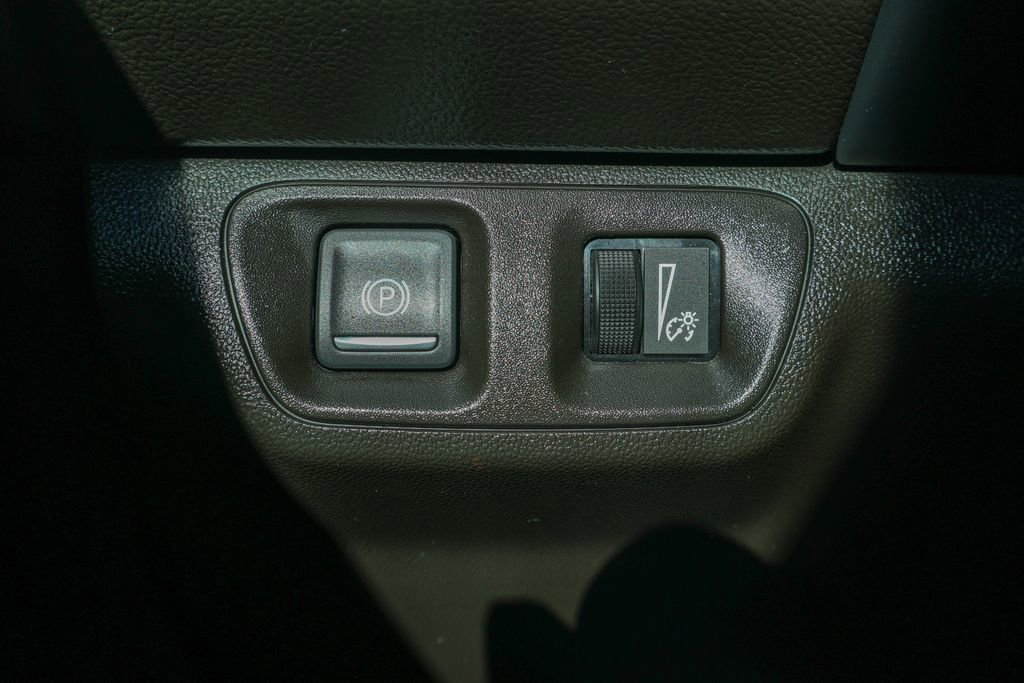 Used 2023 GMC Acadia SLT w/ Preferred Package image 19