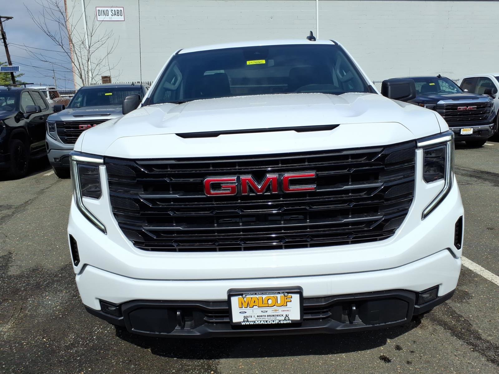 New 2026 GMC Sierra 1500 Elevation image 2