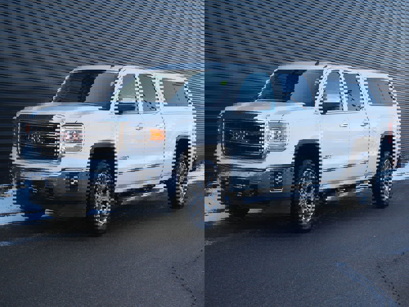 Used 2014 GMC Sierra 1500 SLT w/ SLT Crew Cab Value Package image 1