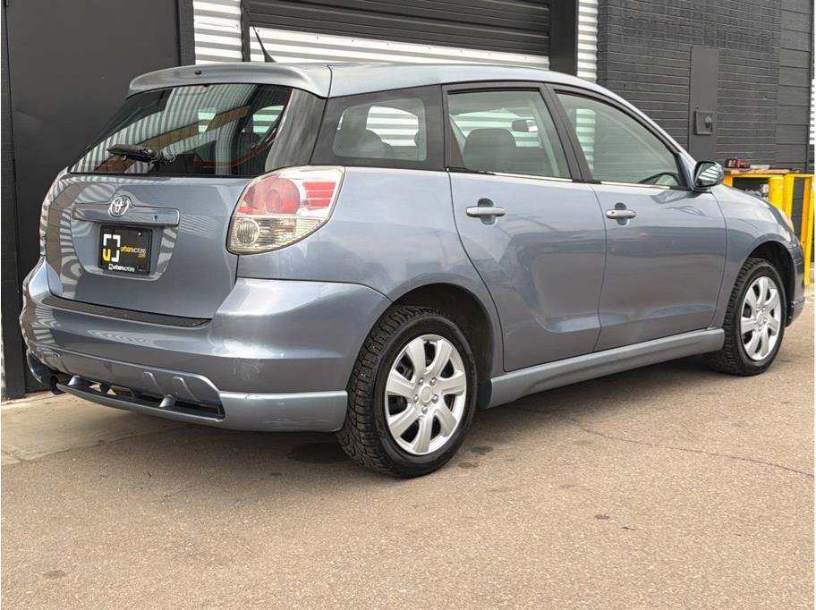 Used 2005 Toyota Matrix XR image 3