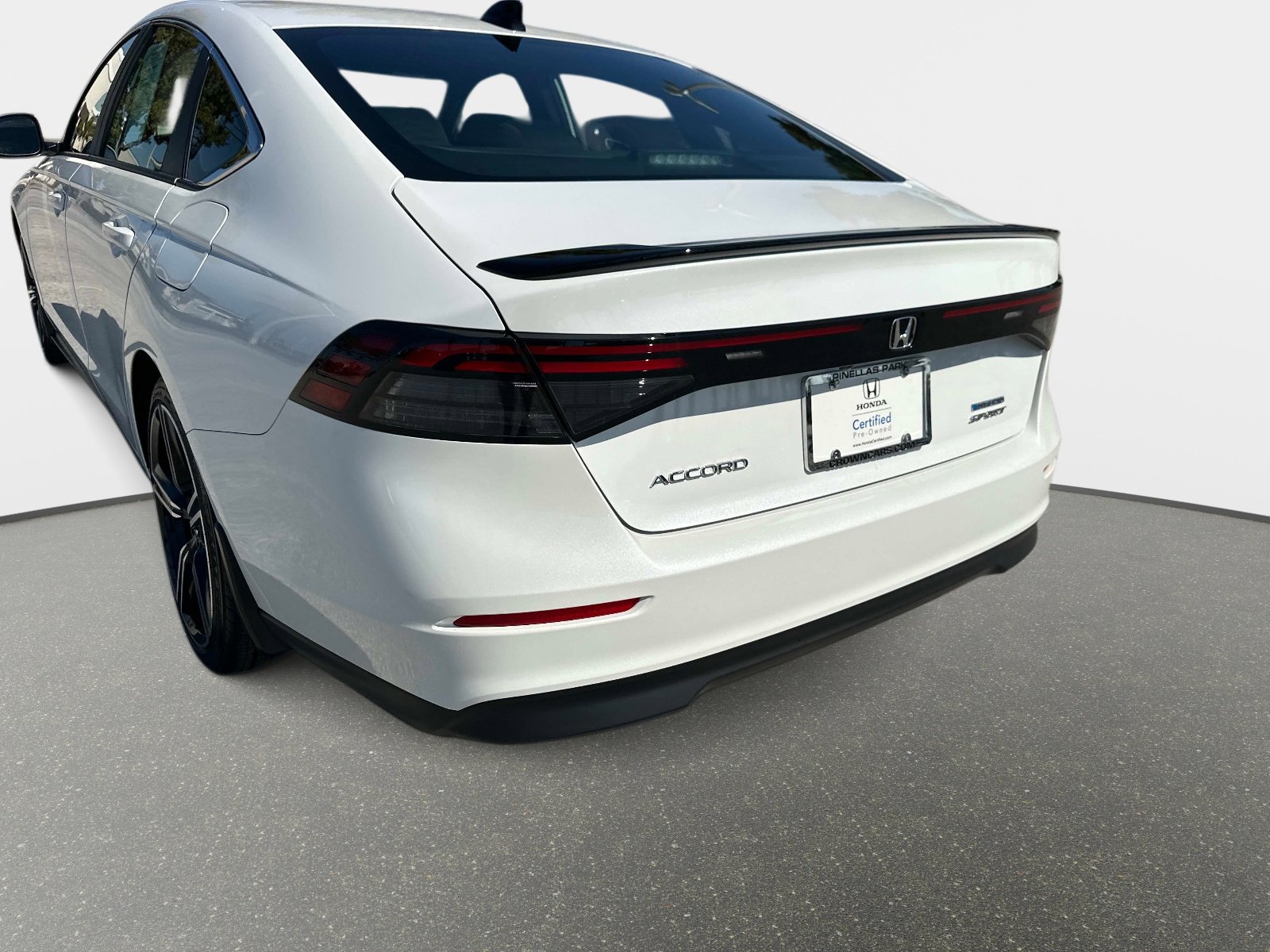 Certified 2025 Honda Accord Sport image 9