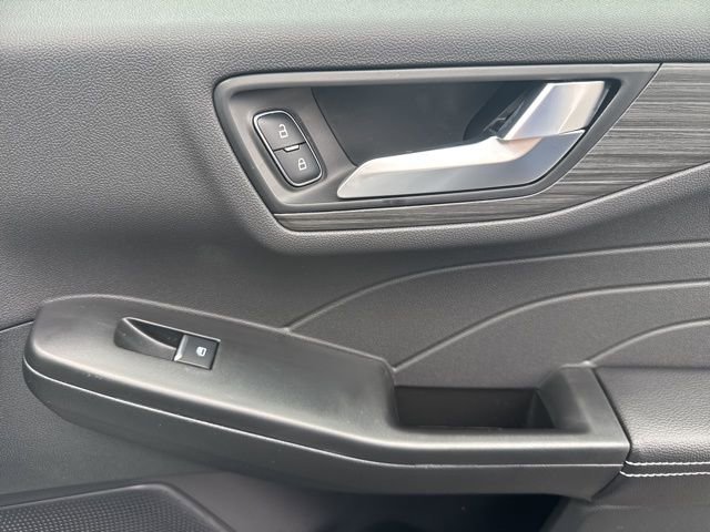 New 2026 Ford Escape Platinum w/ Premium Technology Package image 16