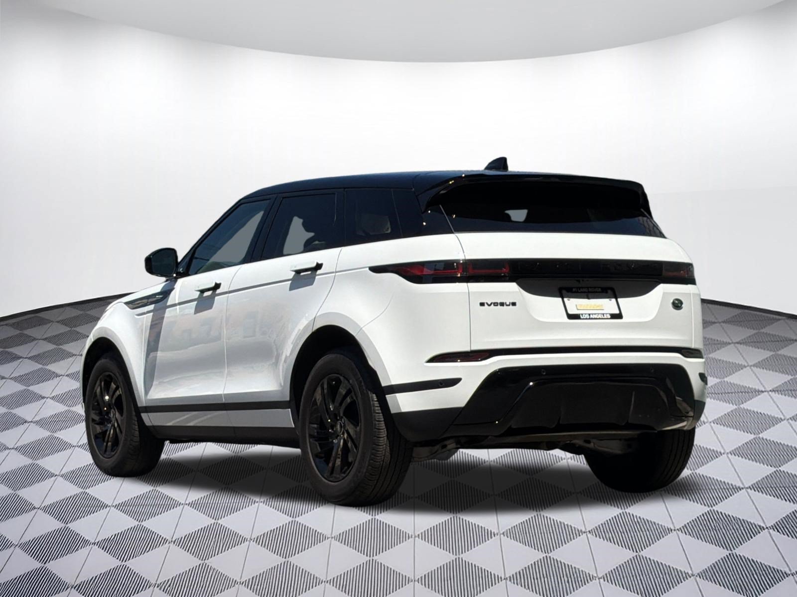 Used 2023 Land Rover Range Rover Evoque S AWD/4WD image 3