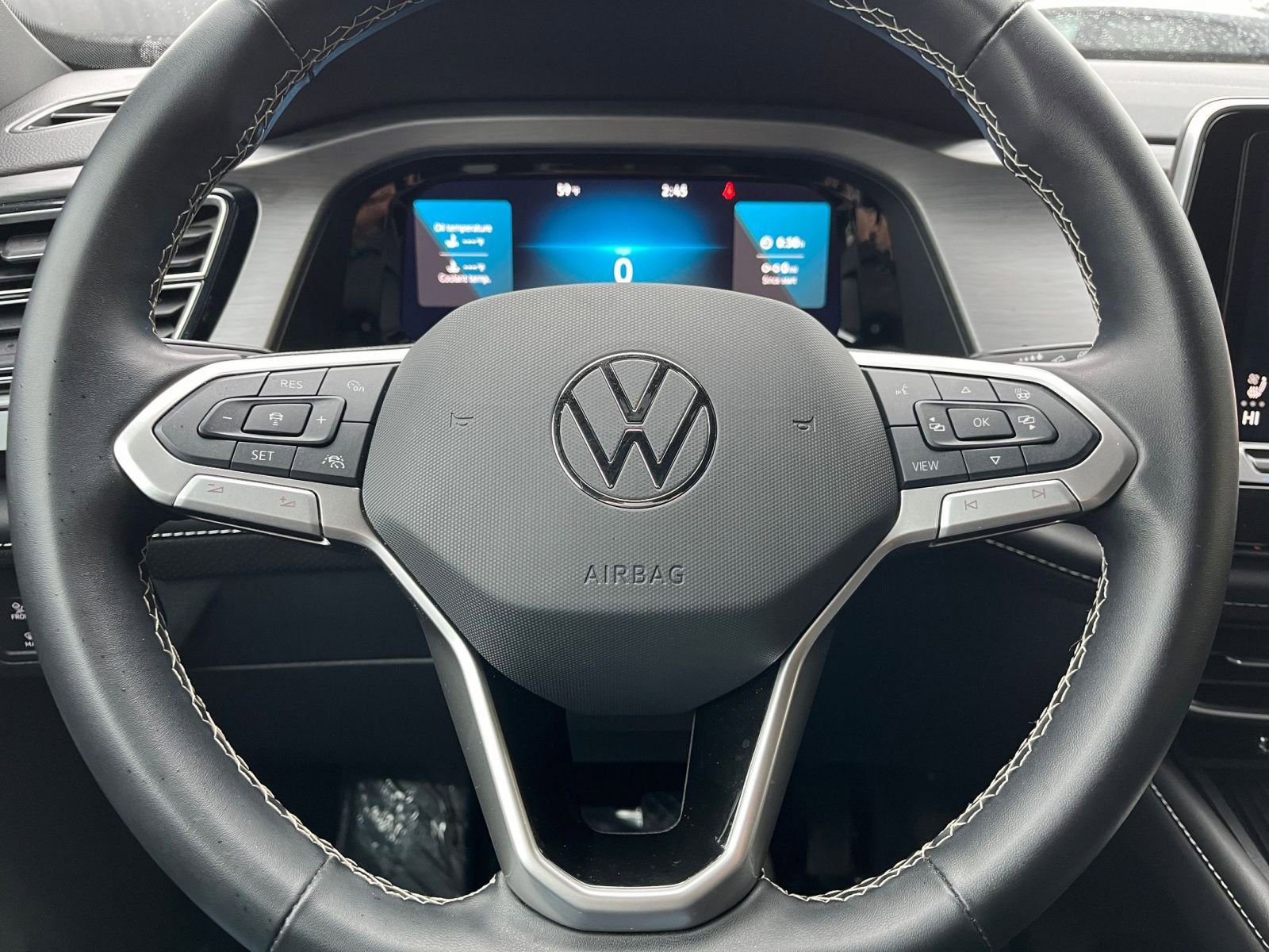 Used 2025 Volkswagen Atlas Cross Sport SE image 28