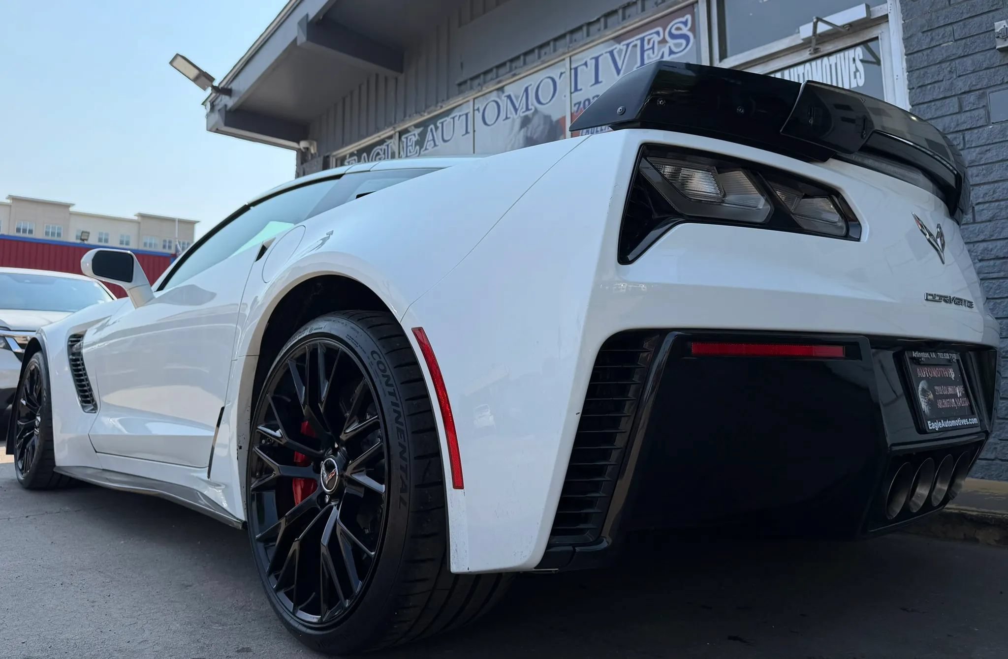 Used 2015 Chevrolet Corvette Z06 w/ 3LZ Preferred Equipment Group RWD image 5