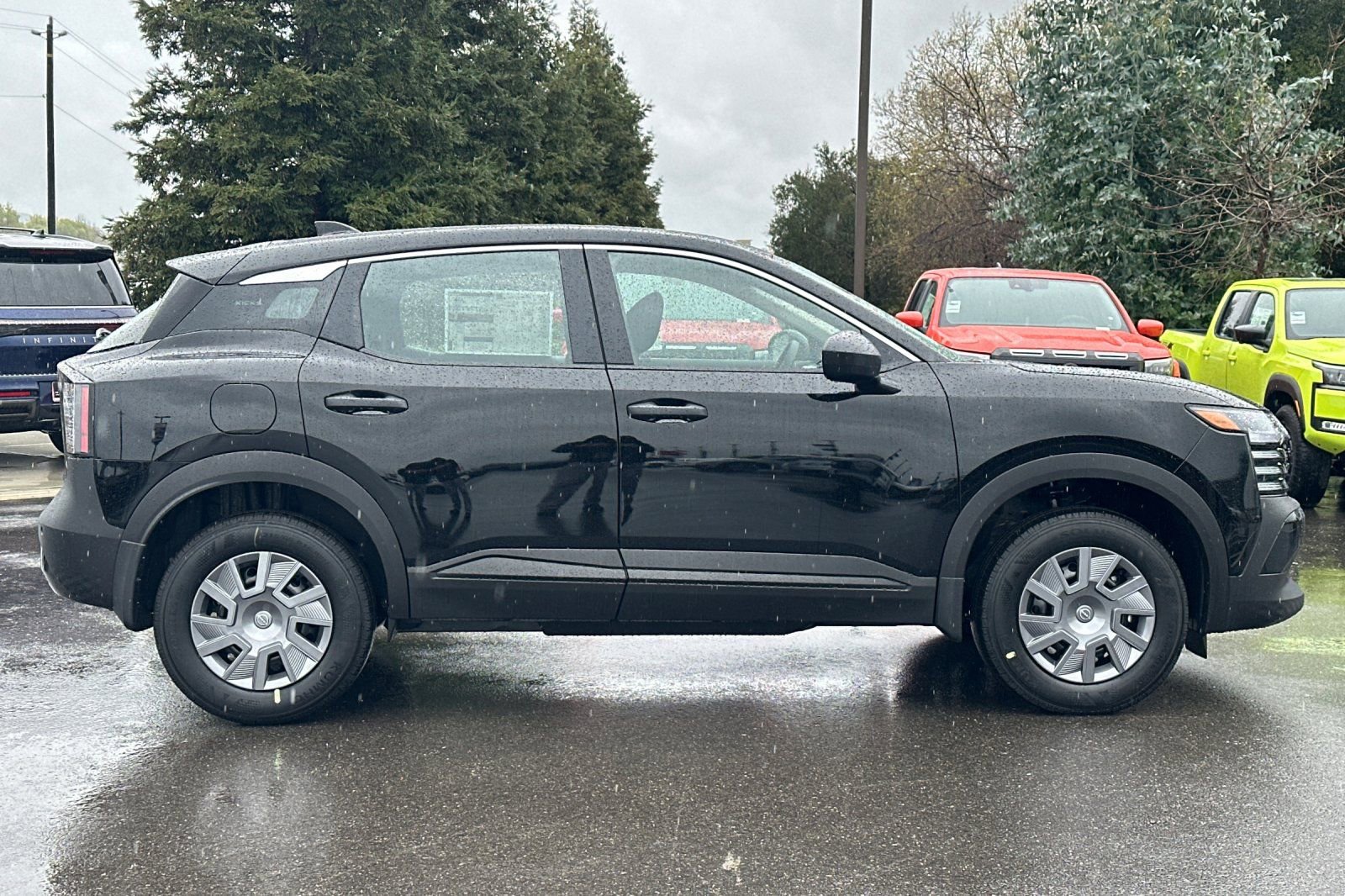 New 2026 Nissan Kicks S image 3