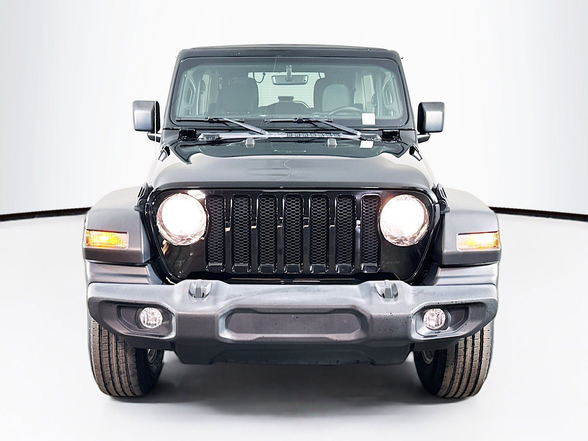 Used 2021 Jeep Wrangler Sport S w/ Sun And Sound Package image 2