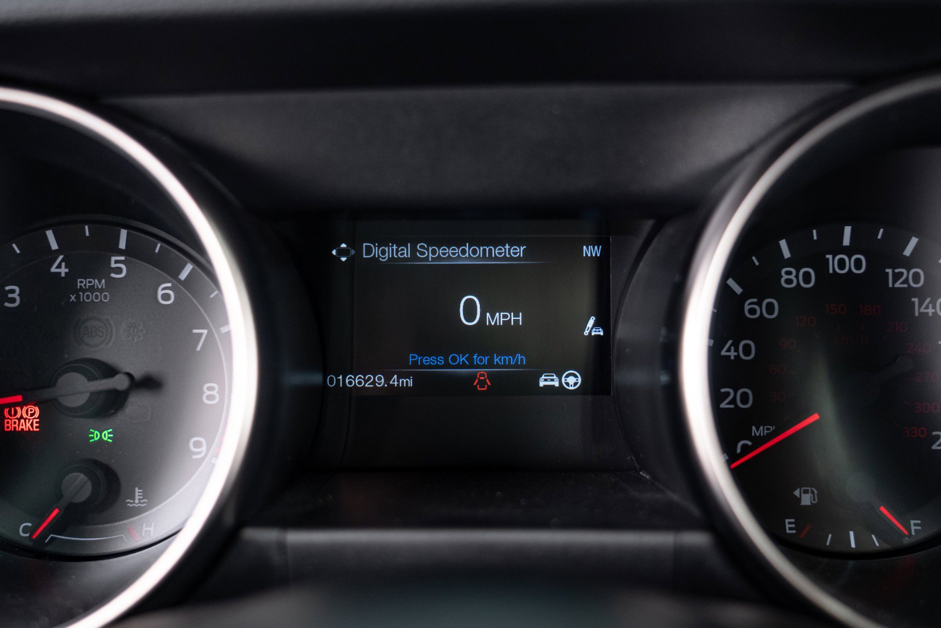 Used 2016 Ford Mustang Shelby GT350 w/ Track Package image 60