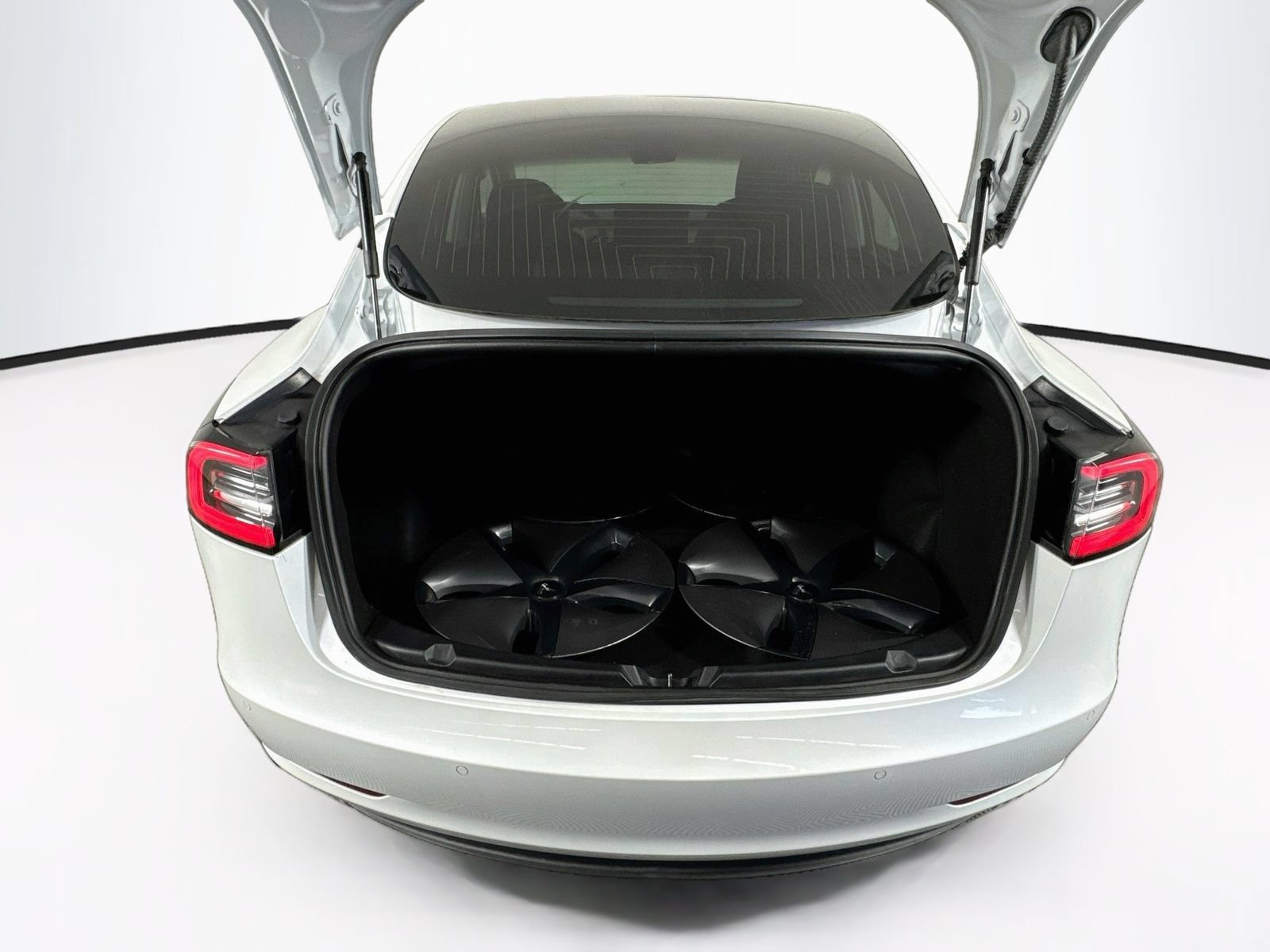 Used 2020 Tesla Model 3 Standard Range RWD image 24