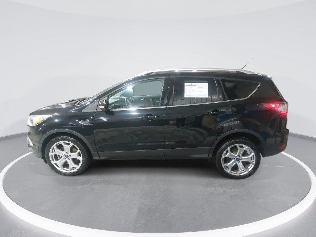 Used 2017 Ford Escape Titanium w/ Equipment Group 301A AWD/4WD image 8