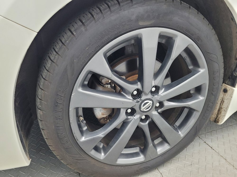 Used 2018 Nissan Altima 2.5 SR w/ SR Midnight Edition FWD image 31